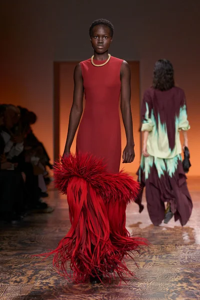 Look 65